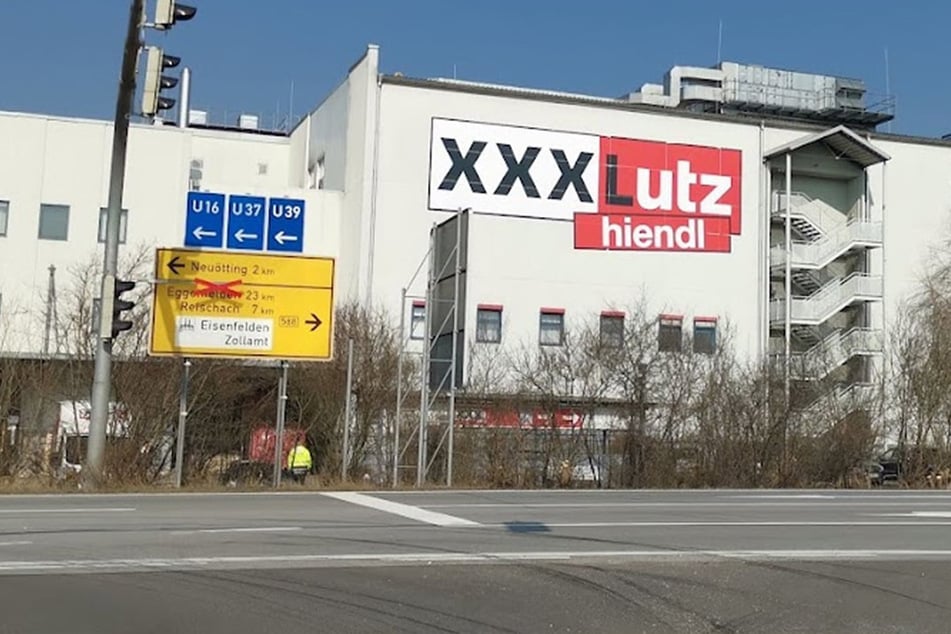 Bei XXXLutz sind am Sonntag (21.9.) diese Möbel super günstig