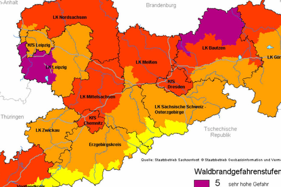 In den meisten Teilen Sachsens gelten aktuell die Waldbrandwanrstufen drei und vier, in Nordsachsen teilweise sogar die fünf.