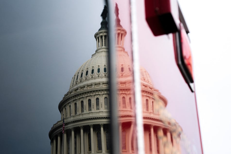 White House to go on mass firing spree under cover of potential government shutdown