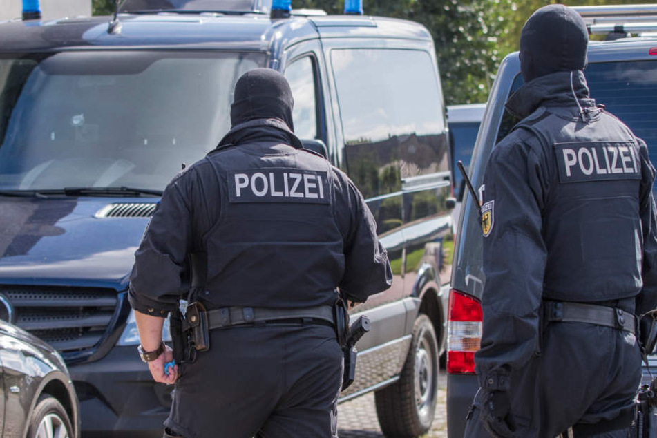 Im Juni klickten bei Arquam A. die Handschellen. (Symbolbild)