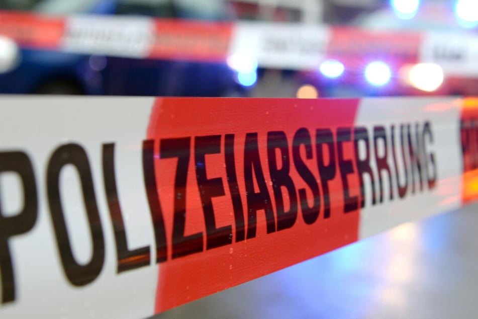 Der Mann wurde vermutlich erschossen. (Symbolbild)