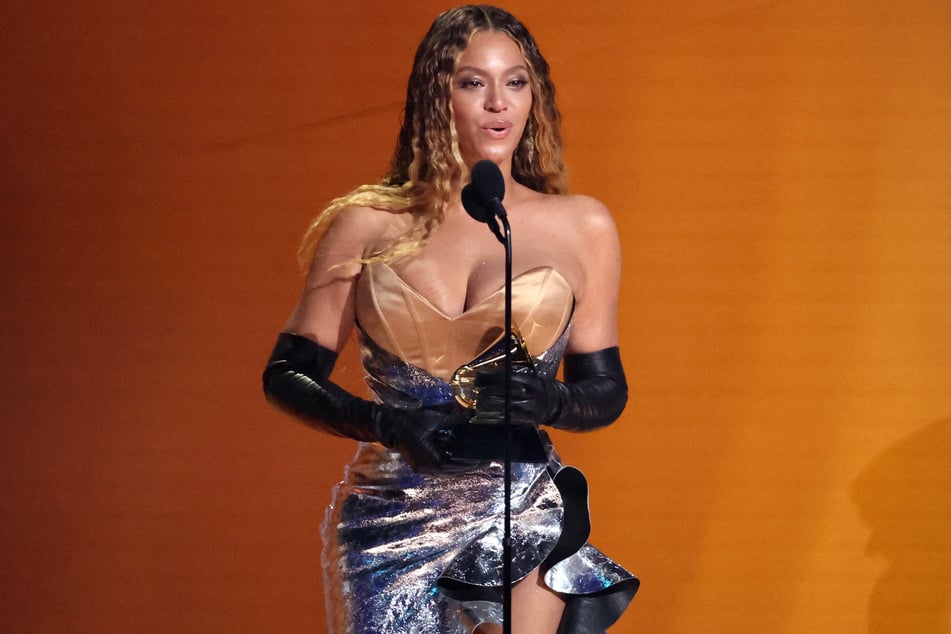 Beyoncé had us in our feels during her acceptance speech for her history-making Grammy win.