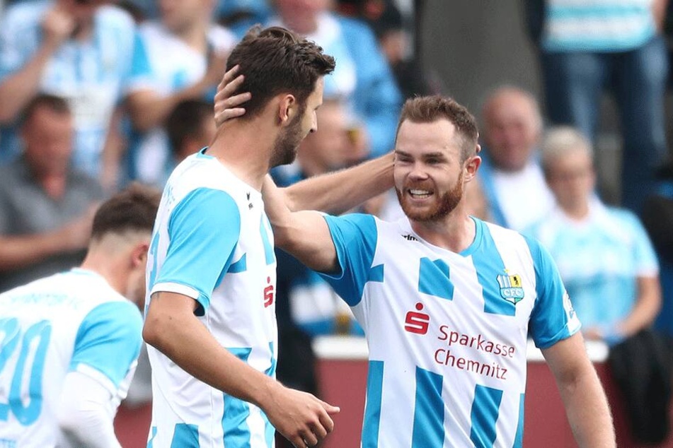 Am Mittwochabend beim 1:2 gegen den BFC Dynamo hatten Dejan Bozic (l.) und Tobias Müller wenig Grund zum Jubeln. Sonntag geht es wieder in die Hauptstadt - mit einem besseren Ende für den CFC?