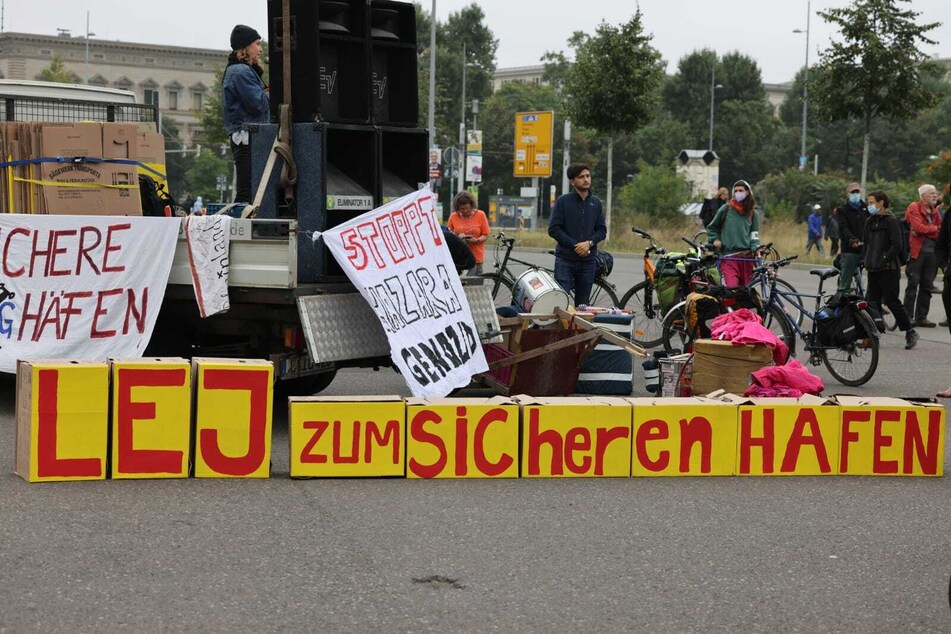 Gegen Mittag trafen sich die Klima-Aktivisten und Aktivistinnen auf dem Wilhelm-Leuschner-Platz.
