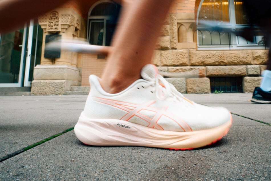Neue Laufschuhe für den nächsten Run? Bei Sport Voswinkel gibt's 20 Euro Rabatt