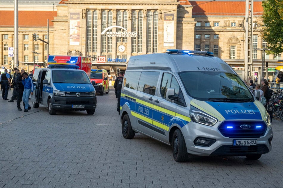 Die Polizei rückte zum Hauptbahnhof an.