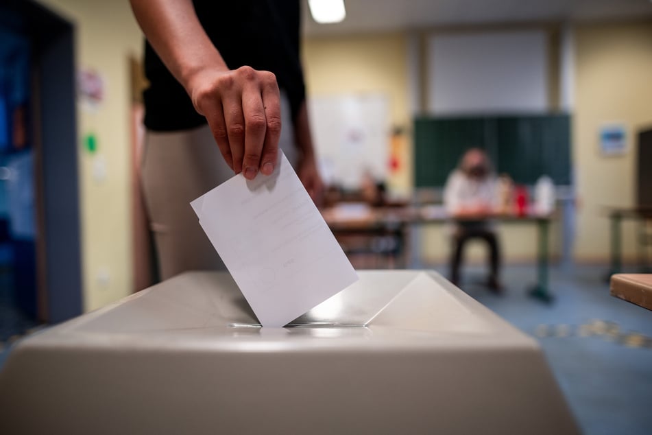 Vor der Landtagswahl in Sachsen-Anhalt fordert der Verein "Mehr Demokratie" eine Absenkung der Fünf-Prozent-Hürde.