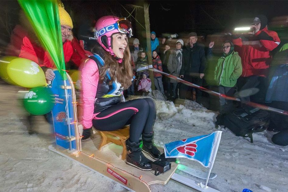 Jump-Moderatorin Sarah (35) versuchte sich auch schon als Hitschen-Queen.