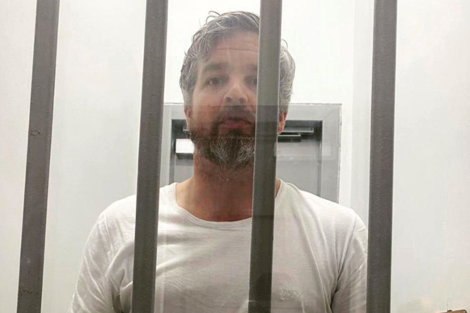 Ein heimlich aufgenommenes Bild von Luke Tully (43) im Gefängnis in Dubai.