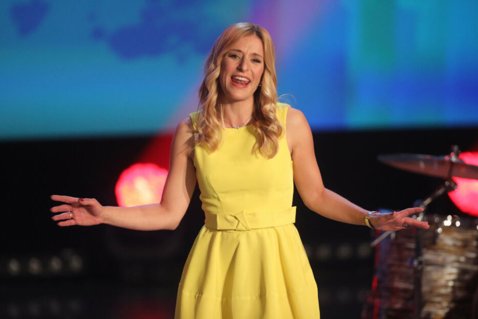 Stefanie Hertel schlägt jetzt neue Töne an und singt jetzt Country.