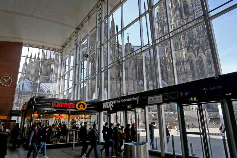 Durch das Verbot und die verstärkten Kontrollen sollen Reisende und Polizeibeamte geschützt werden.