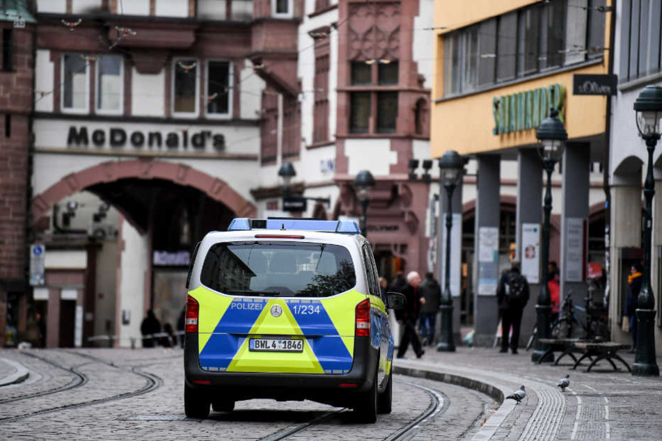 In Freiburg (im Bild: das Martinstor) soll eine 18-Jährige Opfer einer Gruppen-Vergewaltigung geworden sein.