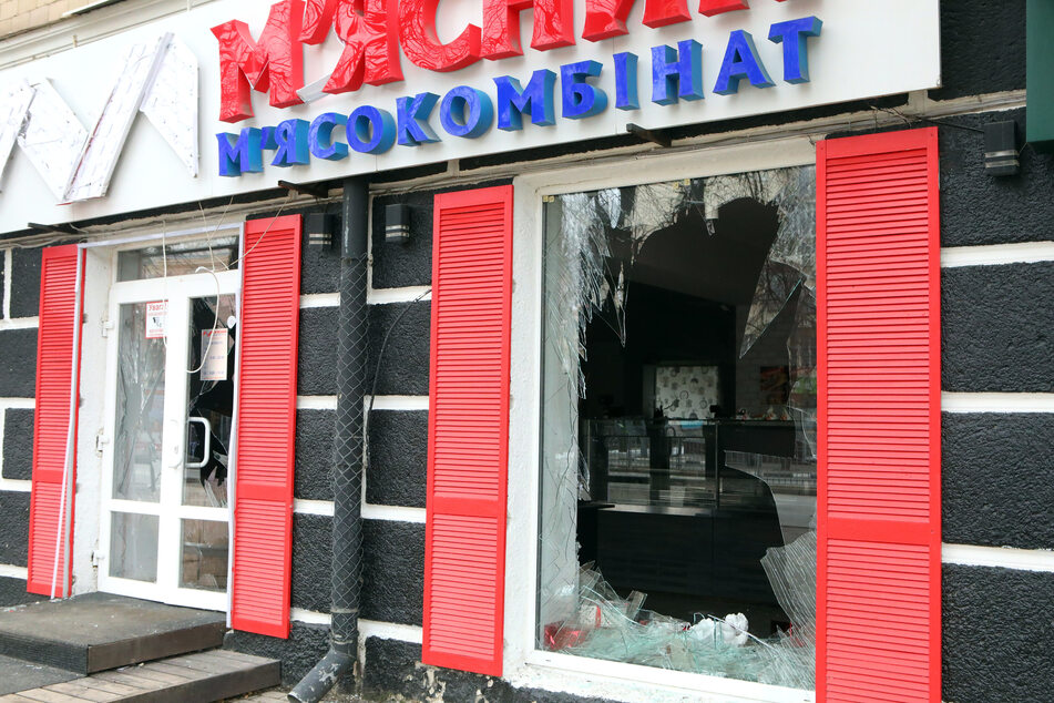 Heftige Schäden nach dem Beschuss einer Metzgerei in Charkiw.