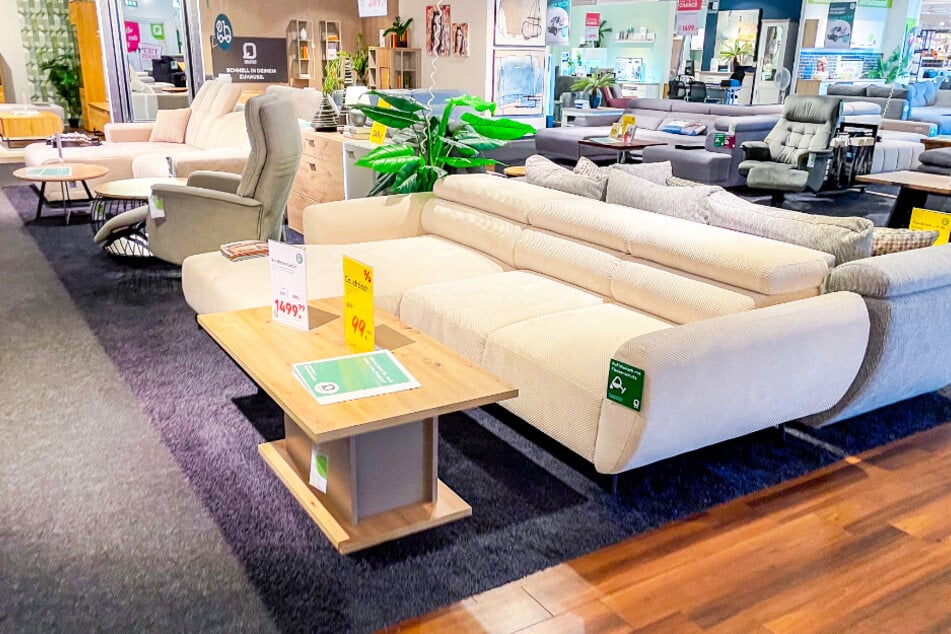 Nicht verpassen: Am Freitag (7.11.) könnt Ihr bei porta Neuwied verlängert bis 21 Uhr einkaufen.