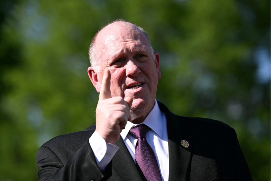 During a recent speech, Tom Homan threatened to "flood" New York with ICE agents if lawmakers pass laws to protect immigrants.