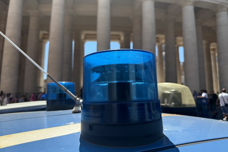 Ein 18-Jähriger ist nach einem Autounfall im italienischen Rom verstorben. (Symbolfoto)