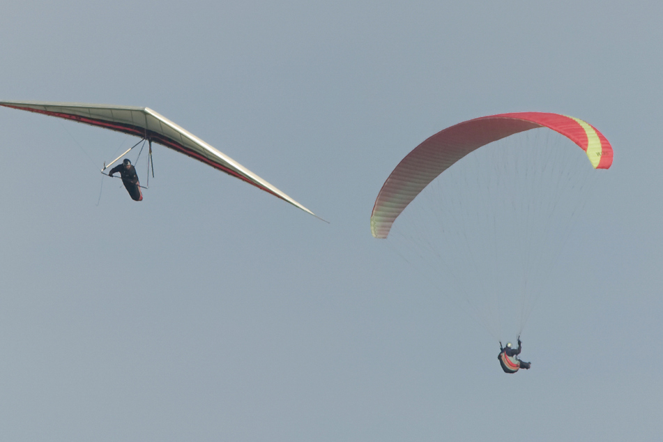 In Österreich kam es erneut zu einem tödlichen Unglück eines Gleitschirm-Fliegers. (Symbolbild)