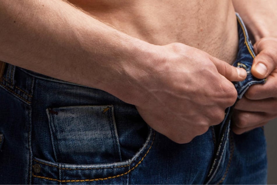 Es war nicht die berühmte "einäugige Schlange", die der Mann aus seiner Hose zog (Symbolbild).