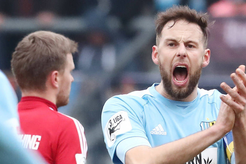 Motivator, Antreiber, Abwehrchef: Marc Endres feierte gegen Unterhaching ein starkes und erfolgreiches Comeback. Für den Kapitän war seine Rückkehr aber nur eine Randnotiz.