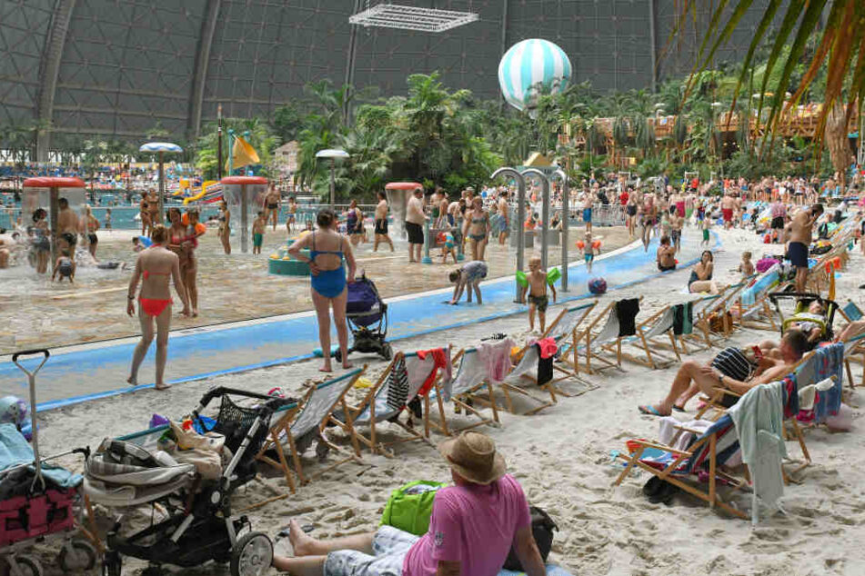 Bei 90 Mitarbeitern des Erlebnisbads Tropical Islands in Brandenburg sind Tests negativ ausgefallen. (Archivbild)