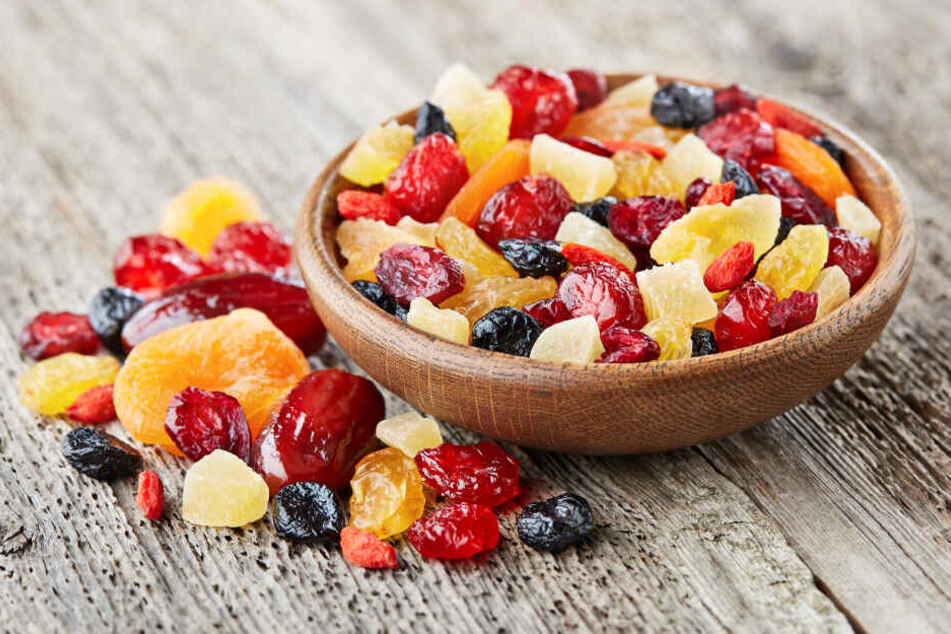 Auch Trockenfrüchte sind sehr zuckerlastig und daher lieber in Maßen zu genießen.