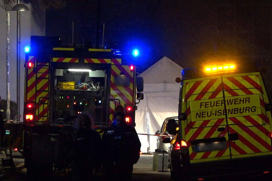 Das Opfer starb noch auf der Straße.