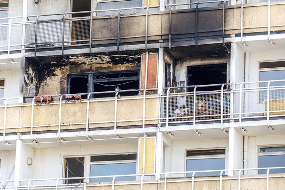 Die Spuren des Feuers sind im vierten Stock nicht zu übersehen.