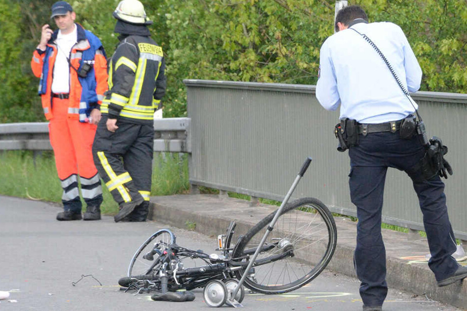 Die Polizei nahm am Unfallort die Ermittlungen auf.