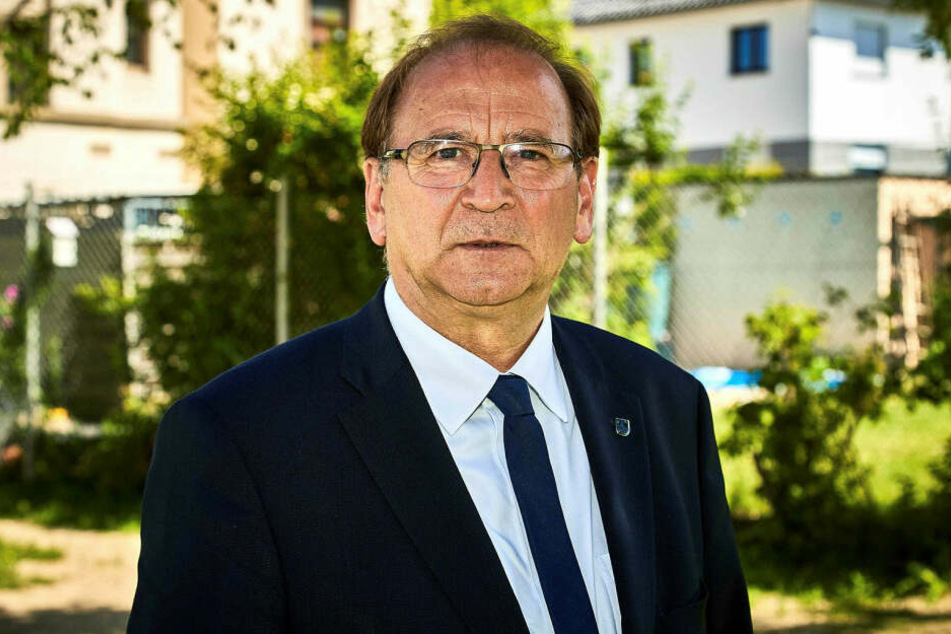 Der Heidenauer Bürgermeister Jürgen Opitz (63, CDU).