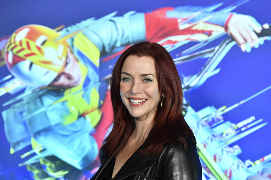 Annie Wersching is survived by her husband and three children.