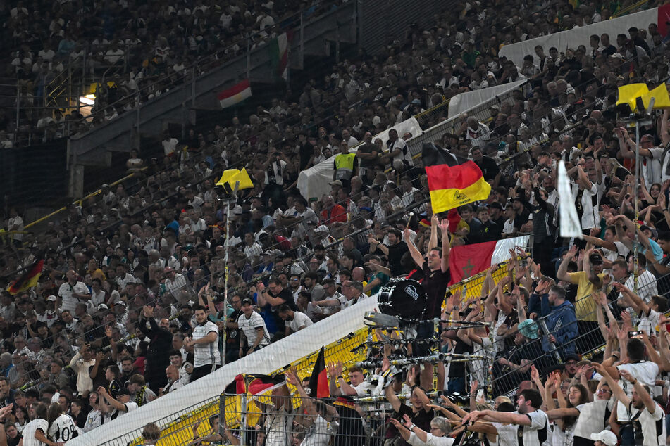 Die Fans der deutschen Nationalmannschaft hatten endlich wieder etwas zu feiern - und das taten sie auch frenetisch.