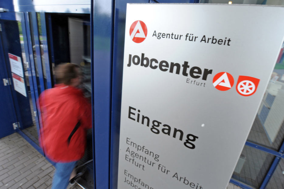 Die Zahl der Arbeitslosen sank in Thüringen auf knapp 75.000.