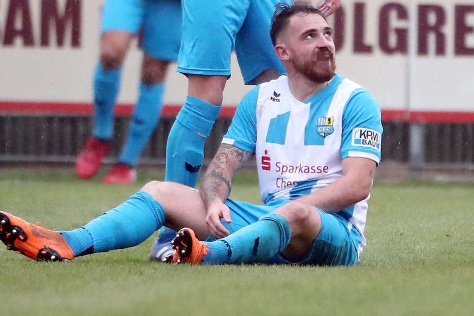 Bei einem Zweikampf in der 2. Halbzeit holte sich Pascal Itter eine blutige Lippe. Der 23-Jährige spielte in Fürstenwalde trotzdem weiter.