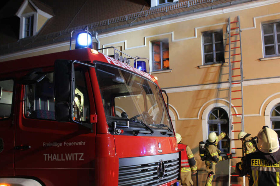 Tragische Szenen spielten sich am frühen Dienstagmorgen in Thallwitz ab.