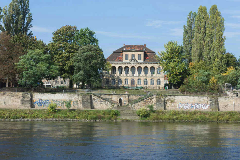 Schloss Übigau soll eine der Anlegestellen für die Wasserbusse sein.