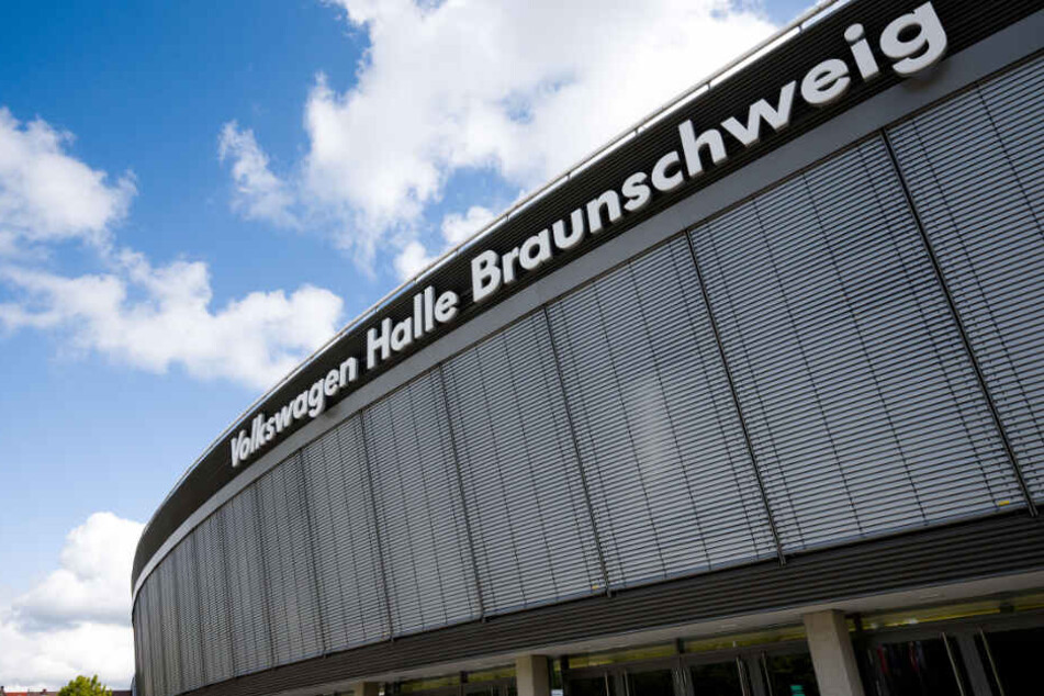 In der "Volkswagen Halle" wird der Parteitag stattfinden. Nur der Name wird dann nicht sichtbar sein.
