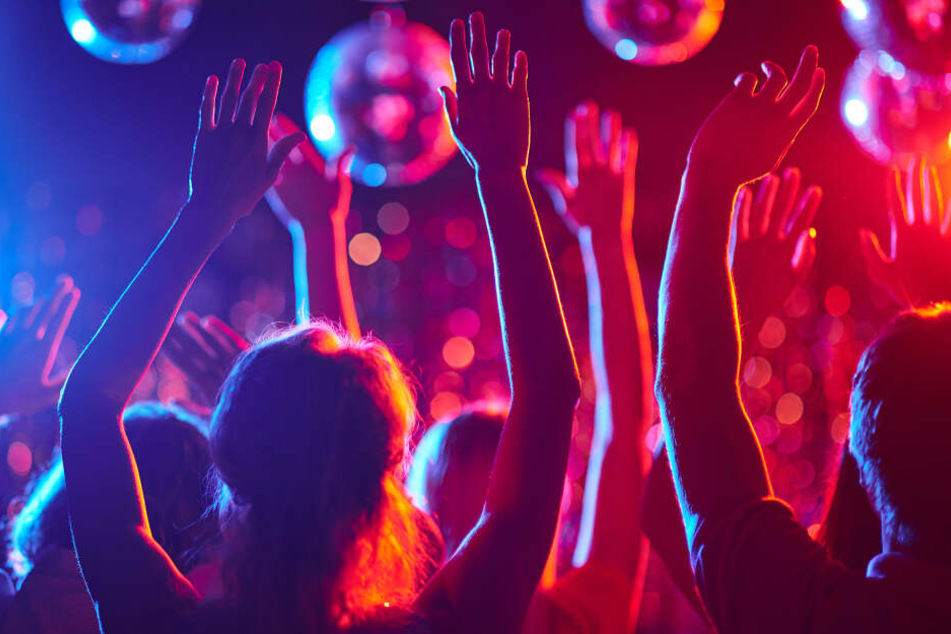 177 Menschen mussten aus dem Club evakuiert werden. (Symbolbild)