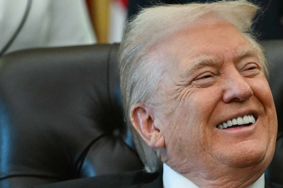 Supreme Court agrees to hear mail-in ballot case that could majorly shake up midterm elections