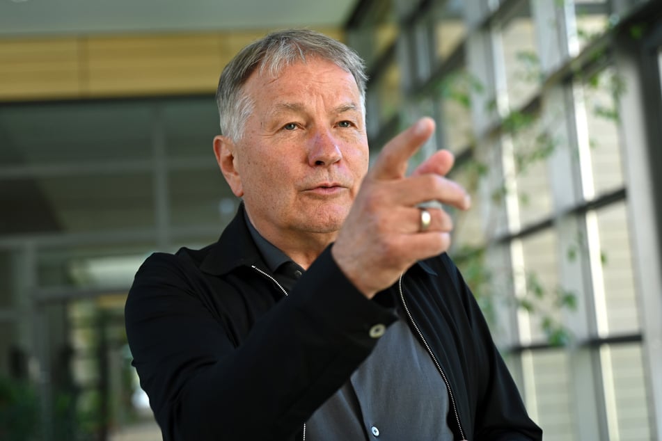 Thomas Rühmann (71) hat mit seinem Facebook-Video eine hitzige Debatte unter seinen Fans ausgelöst.