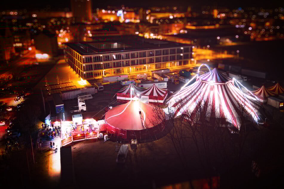 Ab Donnerstag (18.12.) verzaubert der Sachsenpalast Weihnachtszirkus das Publikum in Chemnitz und Zwickau mit neuer Show.