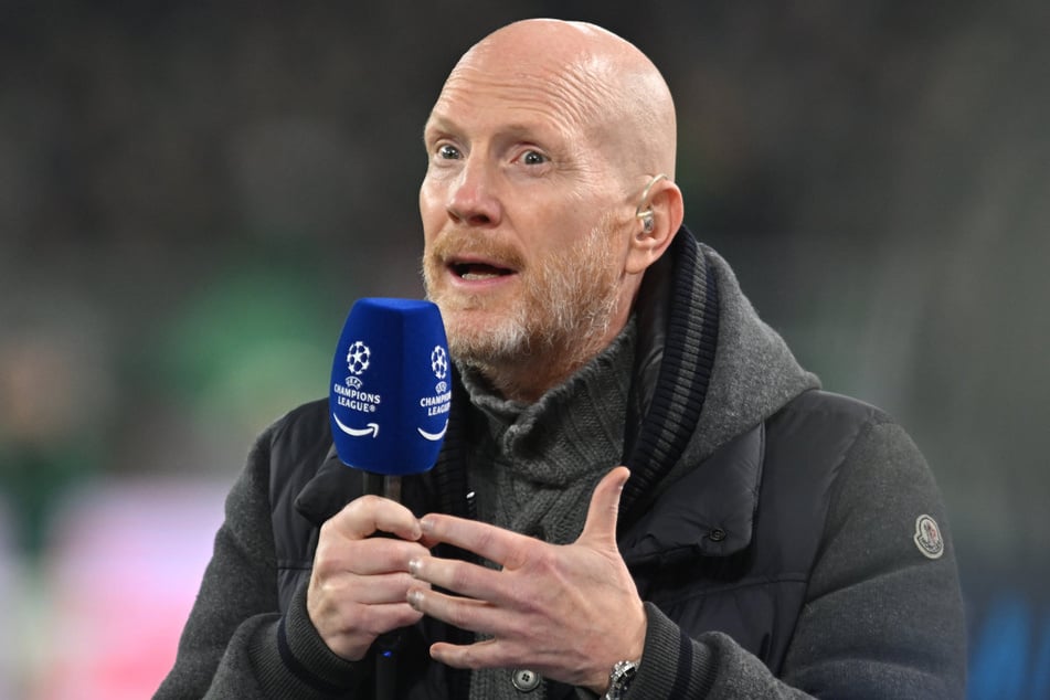 Ex-Nationalspieler Matthias Sammer (57) geht mit den deutschen Fußballfans hart ins Gericht.