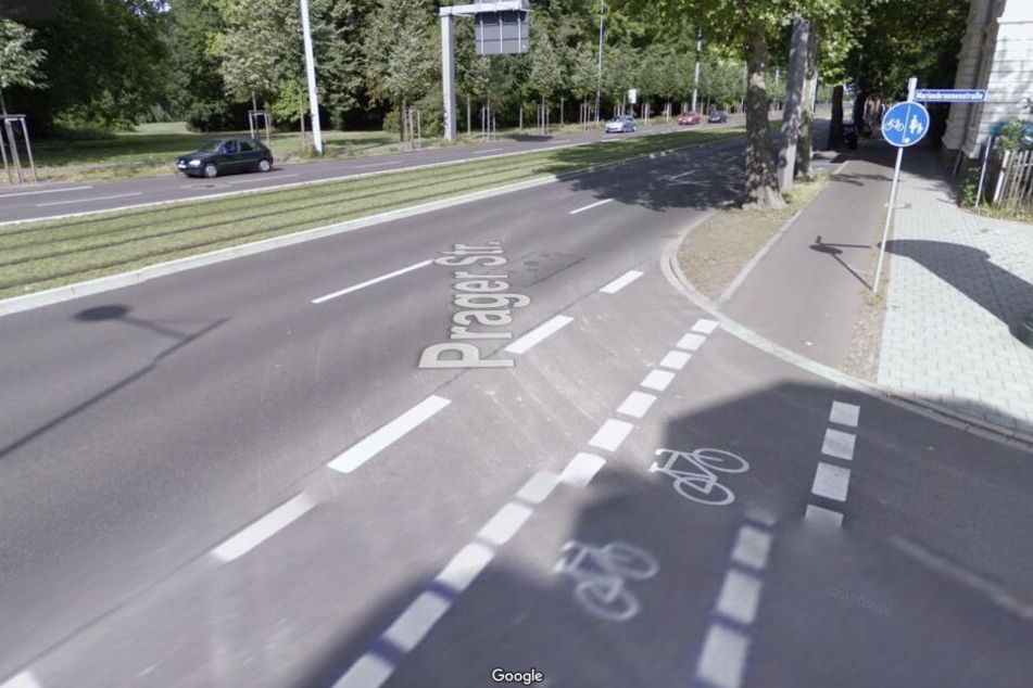 Die Tat ereignete sich am 15. Februar 2019 gegen 18 Uhr an der Kreuzung Prager Straße/Marienbrunnenstraße. Anschließend flüchteten die Täter in den gegenüberliegenden Wilhelm-Külz-Park.