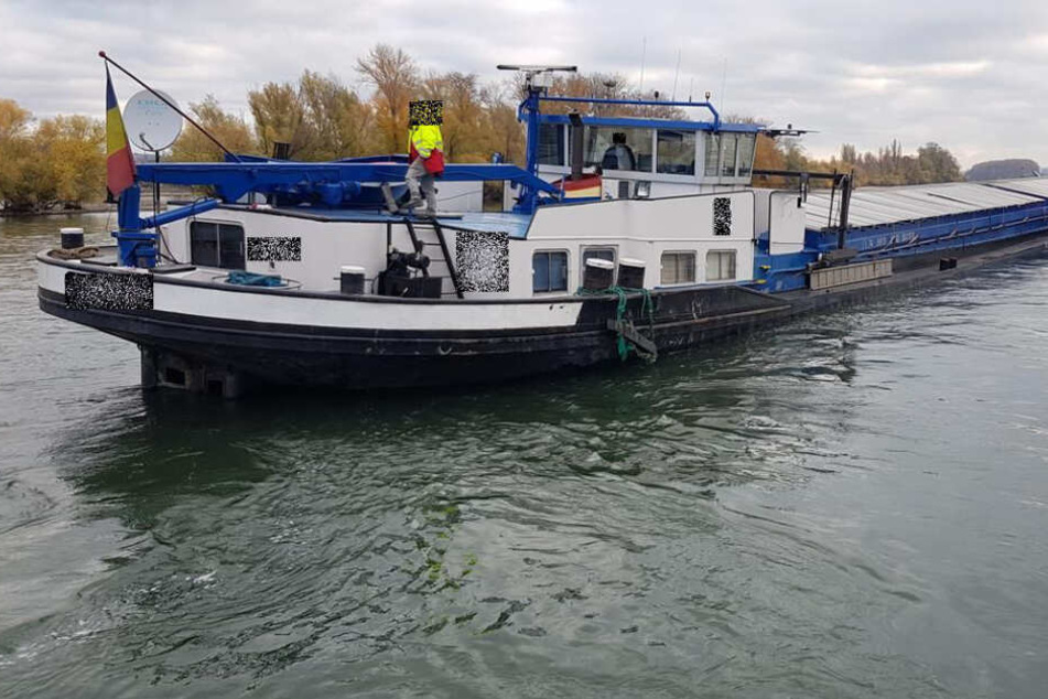 Am Donnerstag soll erneut versucht werden, das havarierte Schiff zu bergen.