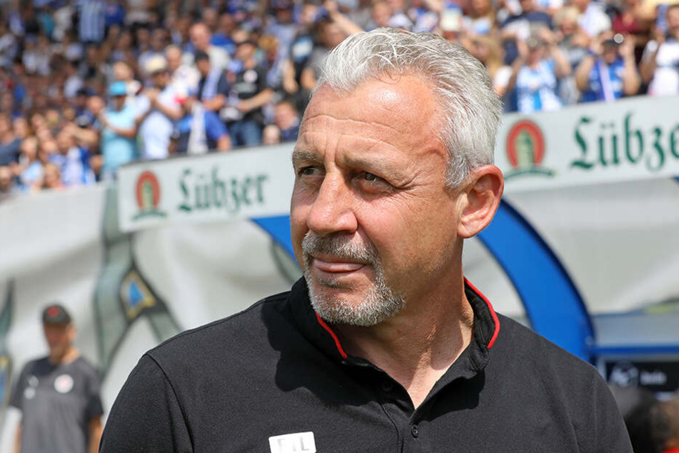 Pavel Dotchev konnte am Ende still einen Punktgewinn bejubeln.