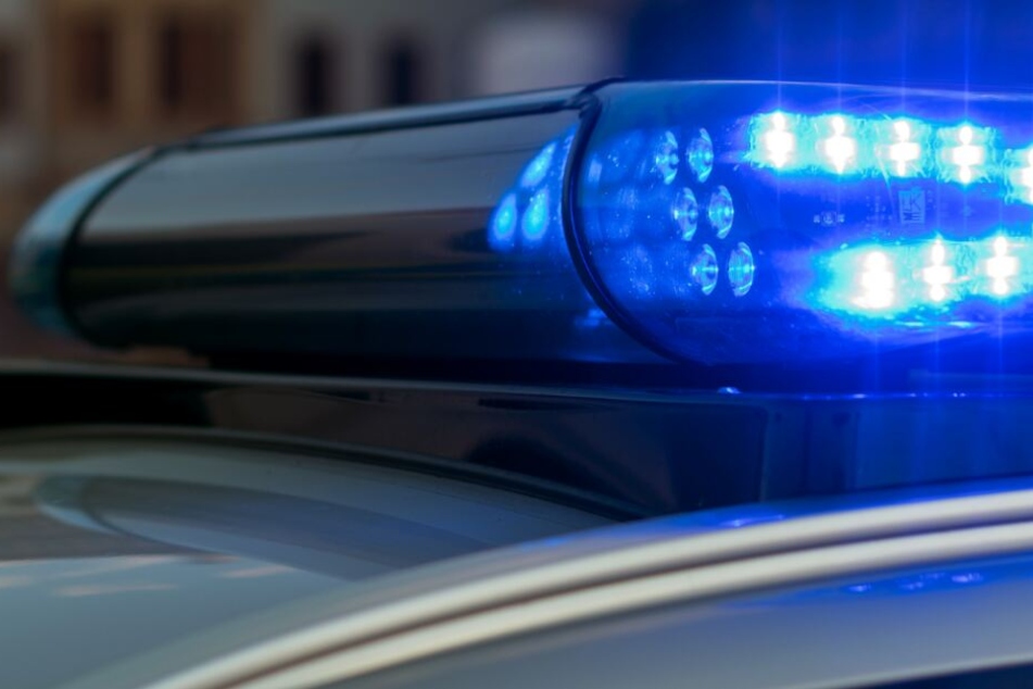 Die Polizei sucht nach einem Exhibitionisten. (Symbolbild)
