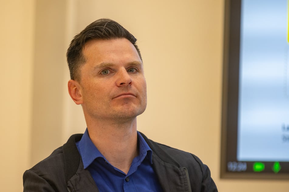 Stadtsprecher Daniel Heine (41) verteidigt Hilberts Verschwinden.