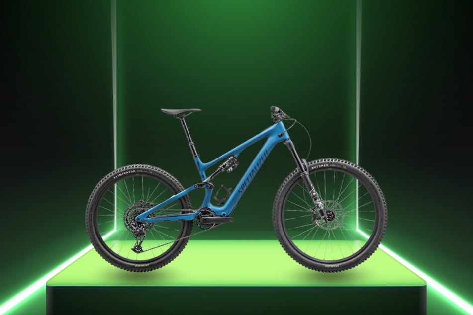 Specialized Turbo Levo SL Comp-Carbon
für 3.950 statt 7.900 Euro.