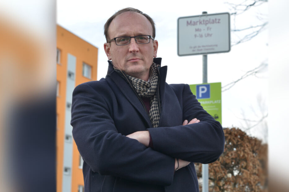 Jörg Vieweg (48, SPD) ist über die Baumfällungen empört.