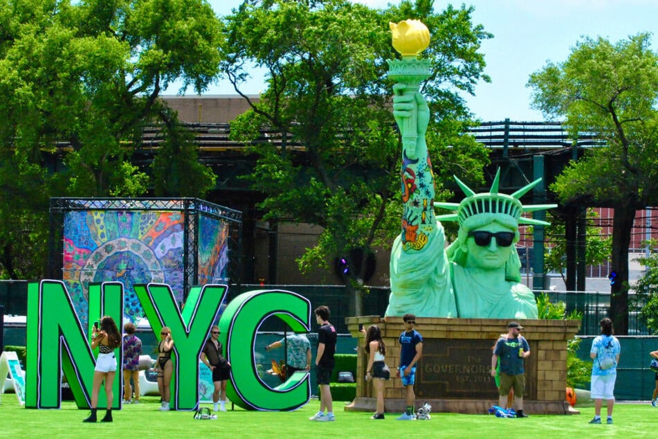 As Gov Ball's motto goes, "You're doing great!" – especially if you're Lady Liberty with a tattoo sleeve.