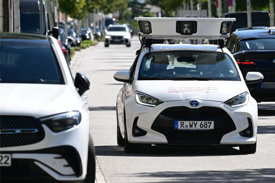 Pilotprojekt geglückt: Scan-Auto entlarvt 2900 Parksünder in zwei Wochen